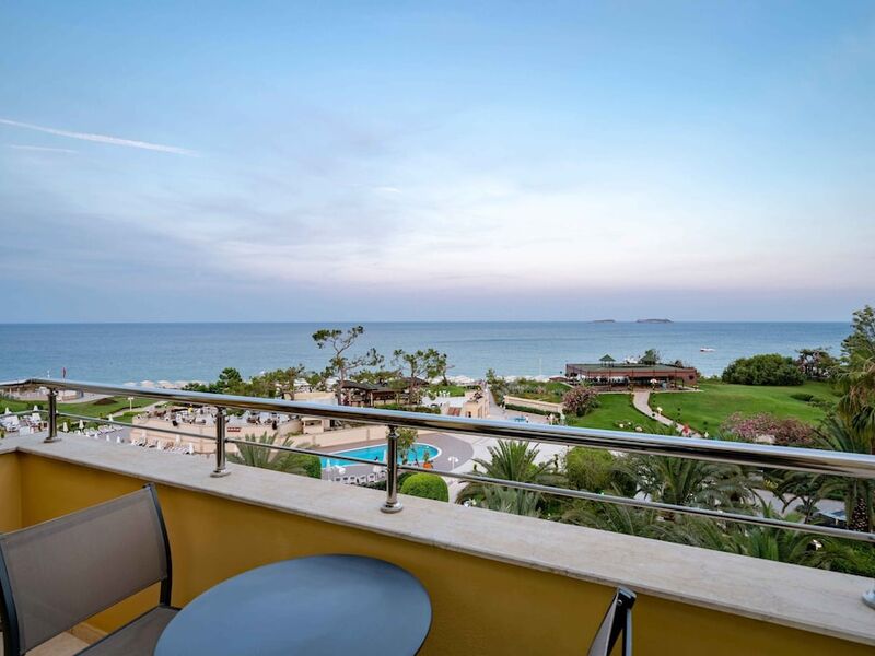 Mövenpick Resort Antalya Tekirova 