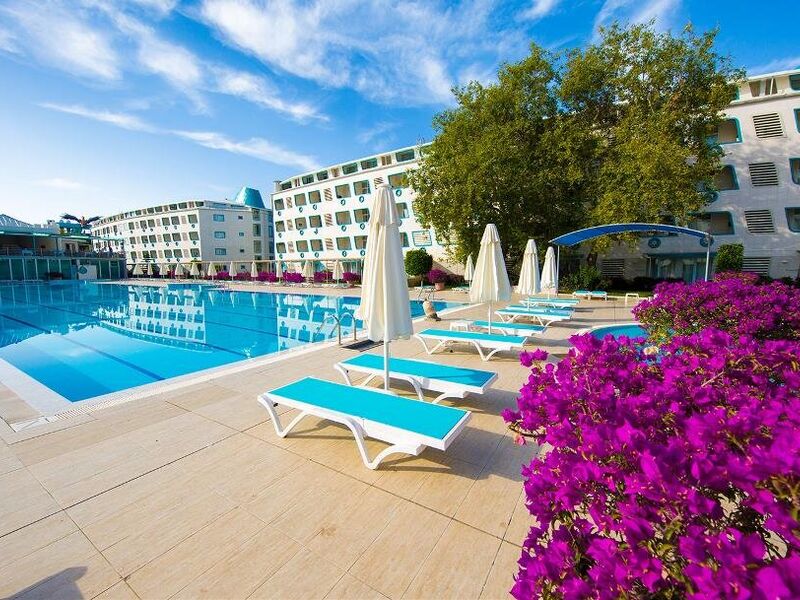 DAİMA BİZ RESORT