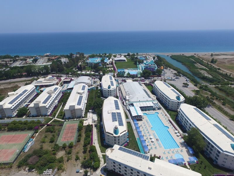 DAİMA BİZ RESORT